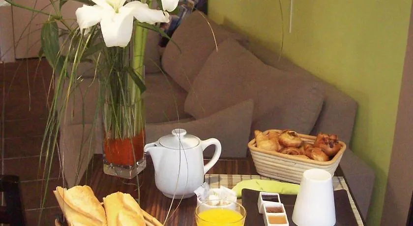 ***  Hotel Le Mistral Cannes France